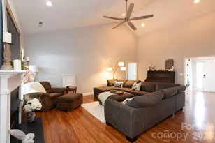 12015 Hampton Pl Dr, Charlotte, NC 28269 - Photo 7