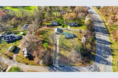 1406 Walt Arney Road SW, Lenoir, NC 28645 - Photo 3