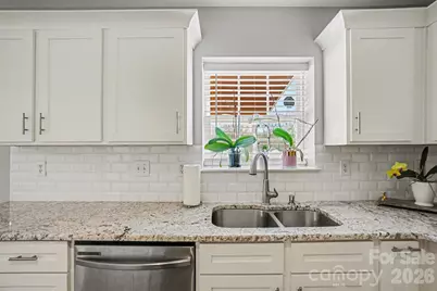 3721 Brookchase Lane, Charlotte, NC 28205 - Photo 9