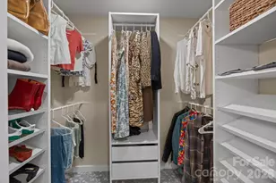 4326 Saxonbury Way, Charlotte, NC 28269 - Photo 33