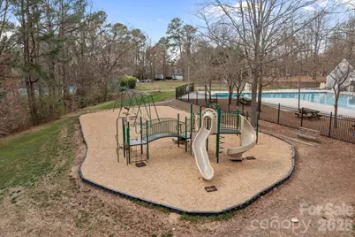 4326 Saxonbury Way, Charlotte, NC 28269 - Photo 43