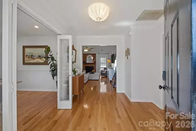 4326 Saxonbury Way, Charlotte, NC 28269 - Photo 9