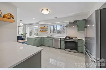 4326 Saxonbury Way, Charlotte, NC 28269 - Photo 17