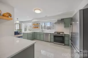 4326 Saxonbury Way, Charlotte, NC 28269 - Photo 17