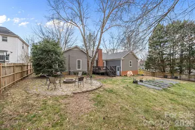 4326 Saxonbury Way, Charlotte, NC 28269 - Photo 41