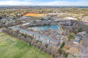 8658 Beaver Creek Dr, Charlotte, NC 28269 - Photo 21