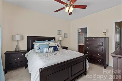 8658 Beaver Creek Drive, Charlotte, NC 28269 - Photo 11