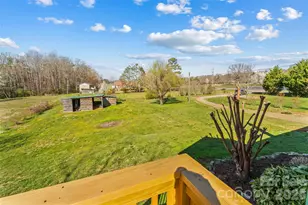 4951 Burns Rd, Granite Falls, NC 28630 - Photo 31