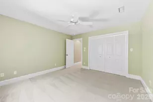 8934 Challis Hill Ln, Charlotte, NC 28226 - Photo 21