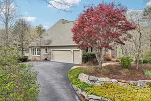 304 Pne Frst Trce, Hendersonville, NC 28739 - Photo 3