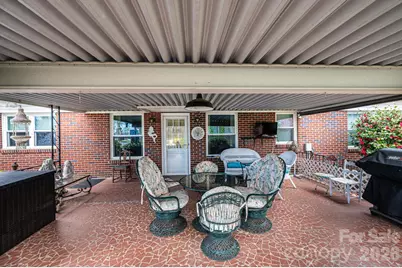 1724 2nd Avenue NW, Hickory, NC 28601 - Photo 45