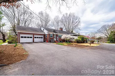1724 2nd Avenue NW, Hickory, NC 28601 - Photo 7