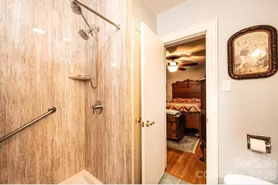 1724 2nd Avenue NW, Hickory, NC 28601 - Photo 29