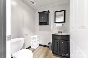 17 Red Leaf Rd, Asheville, NC 28806 - Photo 13