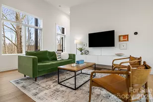 306 Broad Vis Ln, Asheville, NC 28804 - Photo 7