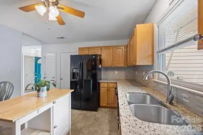 1002 Hidden Creek Circle, Salisbury, NC 28147 - Photo 17