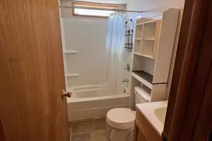 475 E Court St, Marion, NC 28752 - Photo 11