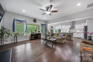 16408 Cozy Cove Rd, Charlotte, NC 28278 - Photo 11