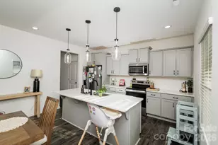 106 Stonewater Dr, Red Cross, NC 28163 - Photo 11