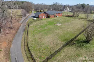 1574 US-221A Hwy, Forest City, NC 28043 - Photo 29