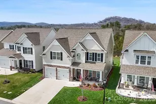 265 Fox Cove Rd, Hendersonville, NC 28792 - Photo 5