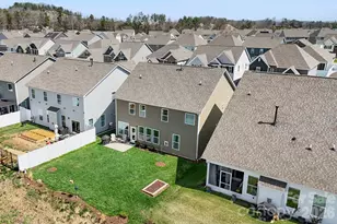 265 Fox Cove Rd, Hendersonville, NC 28792 - Photo 33