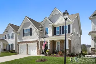 265 Fox Cove Rd, Hendersonville, NC 28792 - Photo 3