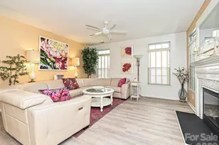 9740 Springholm Dr, Charlotte, NC 28278 - Photo 7