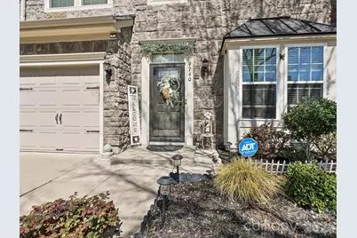 9740 Springholm Drive, Charlotte, NC 28278 - Photo 3