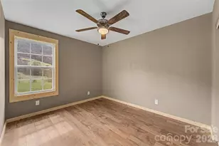 3240 Old Henson Cove Rd, Canton, NC 28716 - Photo 15