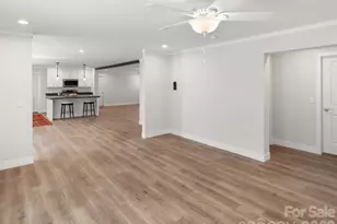 502 Hutch Mountain Rd, Fletcher, NC 28732 - Photo 13