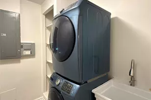 7318 Connan Ln, Charlotte, NC 28226 - Photo 15