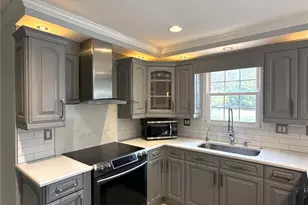 7318 Connan Ln, Charlotte, NC 28226 - Photo 11