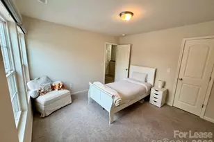 1946 Lake Run Dr, Statesville, NC 28625 - Photo 15