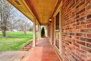 1803 David Dr, Shelby, NC 28150 - Photo 3