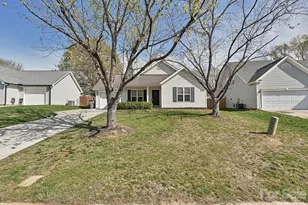 1821 Conifer Cir, Charlotte, NC 28213 - Photo 33