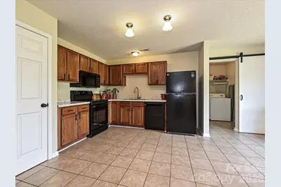 1821 Conifer Circle, Charlotte, NC 28213 - Photo 7