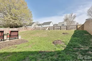 1821 Conifer Cir, Charlotte, NC 28213 - Photo 25