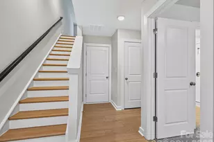 1136 Bismuth Ln, Charlotte, NC 28211 - Photo 7