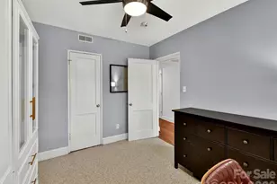 217 N Dotger Ave, Charlotte, NC 28207 - Photo 15