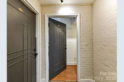 217 N Dotger Avenue #D10, Charlotte, NC 28207 - Photo 3