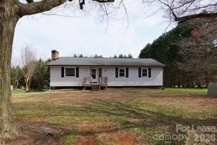 1968 Crestdale Ln, Newton, NC 28658 - Photo 1