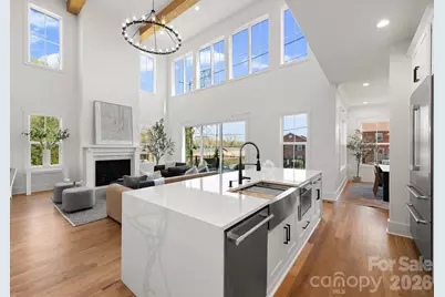 621 Poindexter Drive, Charlotte, NC 28209 - Photo 13