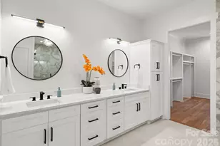 621 Poindexter Dr, Charlotte, NC 28209 - Photo 23