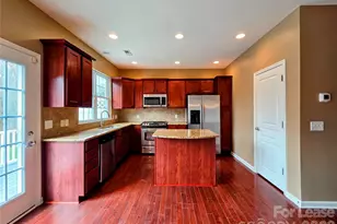 1114 Drayton Ct, Fort Mill, SC 29708 - Photo 11