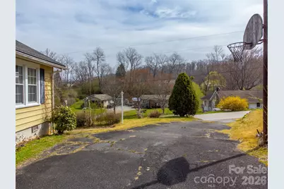 318 Sunrise Park, Sylva, NC 28779 - Photo 25