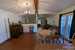 323 Lawing St, Charlotte, NC 28214 - Photo 9