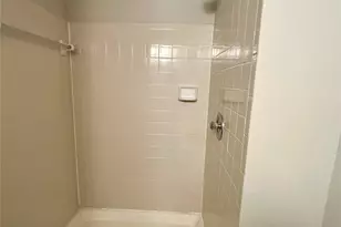 9521 Shannon Green Dr, Charlotte, NC 28213 - Photo 13