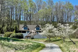 330 Potts Dr, Waynesville, NC 28785 - Photo 1