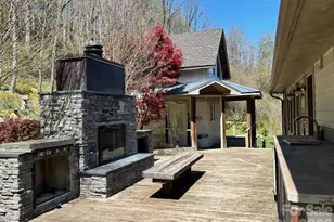 330 Potts Dr, Waynesville, NC 28785 - Photo 15